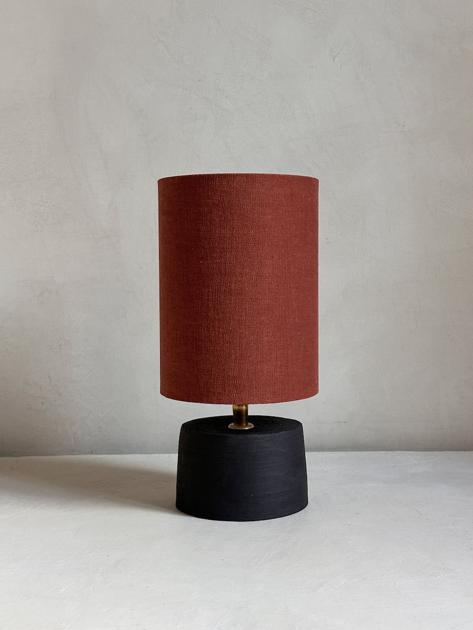 The Corner - Terra Negra clay lamp N° 2 - Lighting