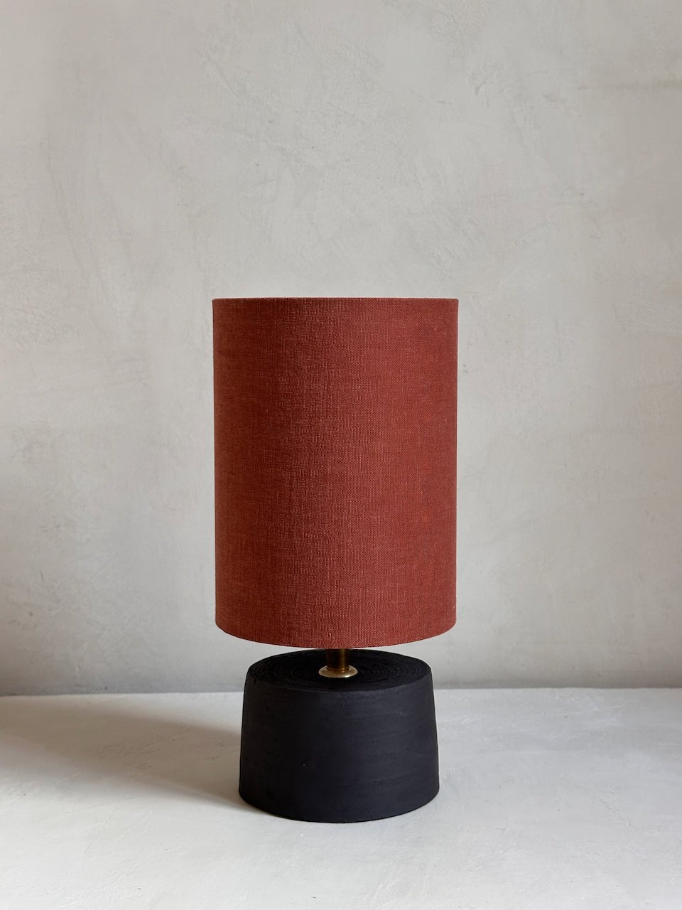 The Corner - Terra Negra clay lamp N° 2 - Lighting