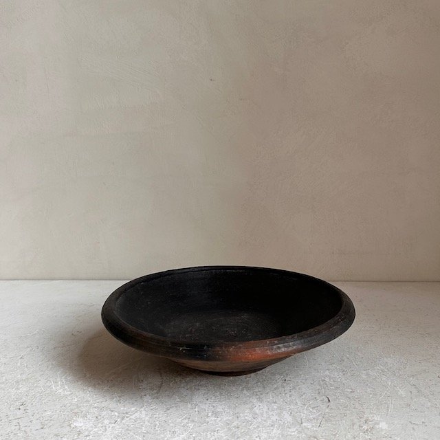 The Corner - Terracotta plate No 3 - 