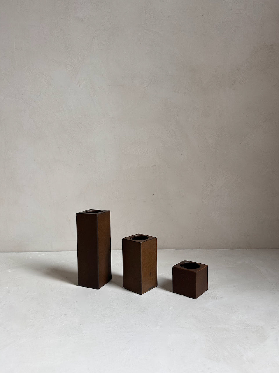The Corner - Trio of vintage ceramic vases N° 29 - Ceramics