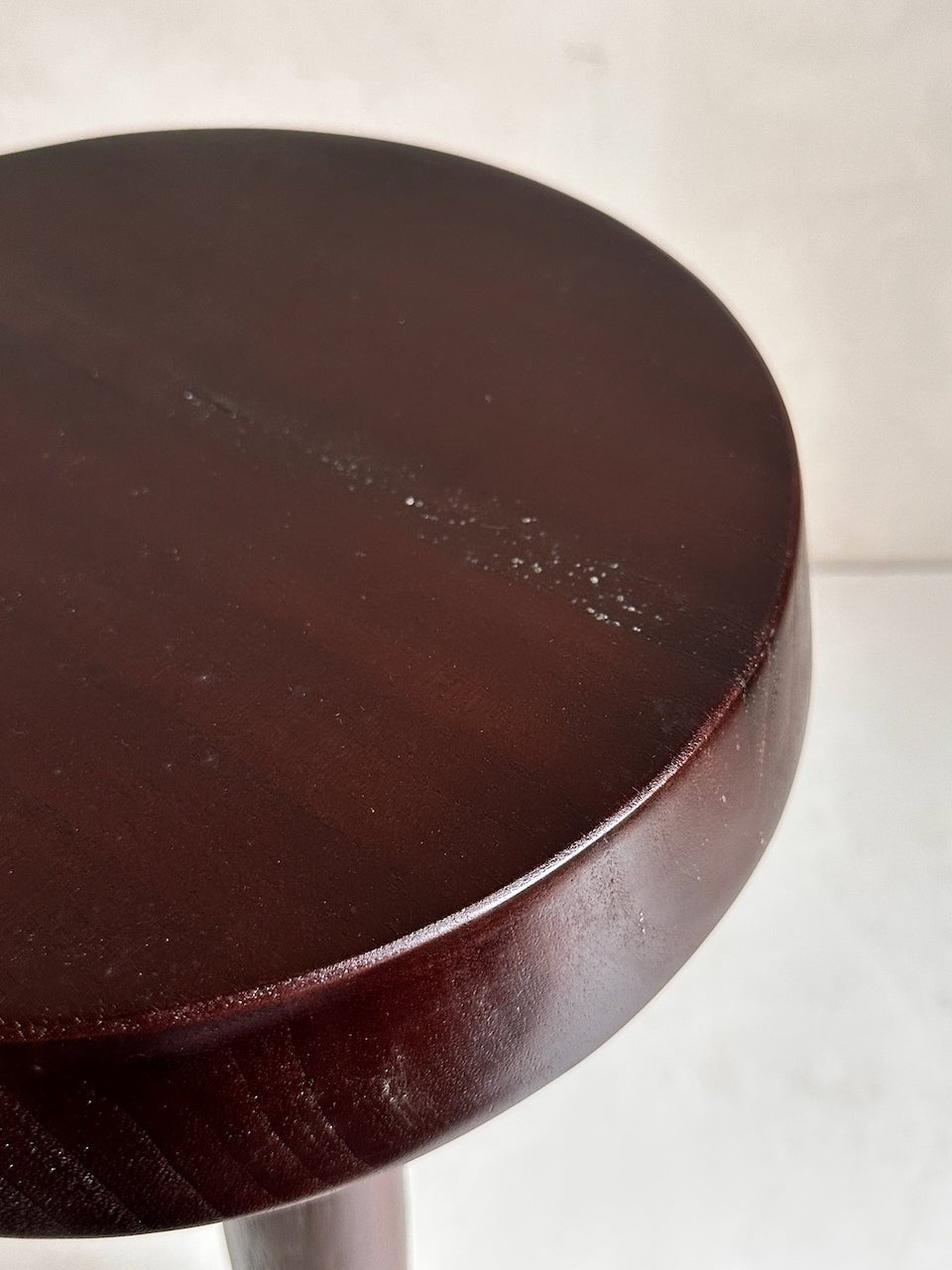 The Corner - Tripod stool Large Heritage Brown - Benches & Stools