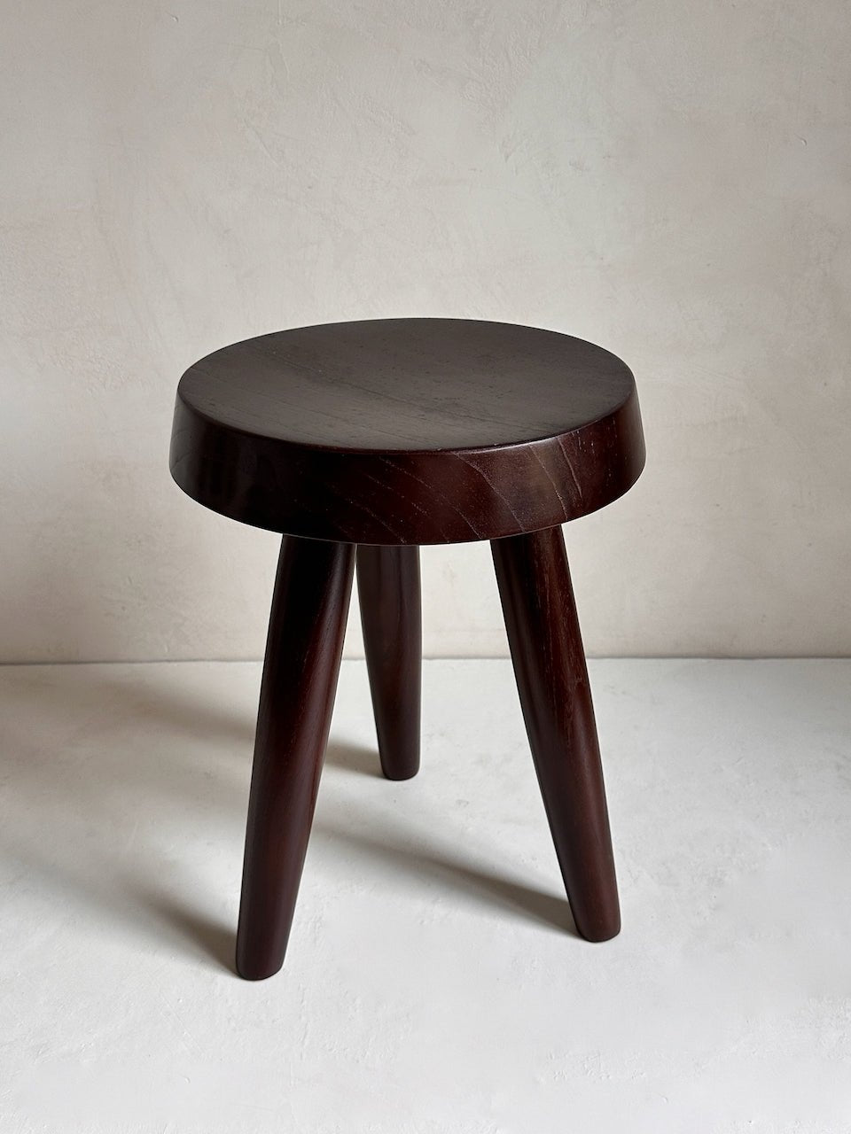 The Corner - Tripod stool Large Heritage Brown - Benches & Stools