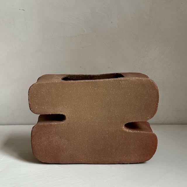 The Corner - Uluru vase - Ceramics