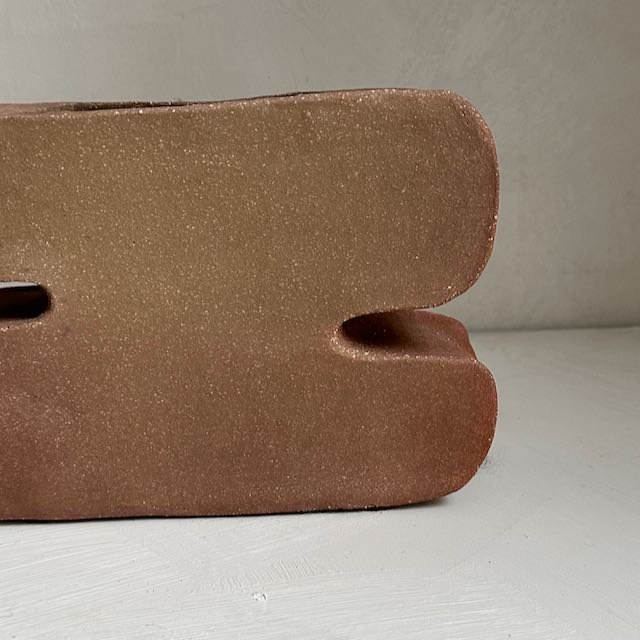 The Corner - Uluru vase - Ceramics