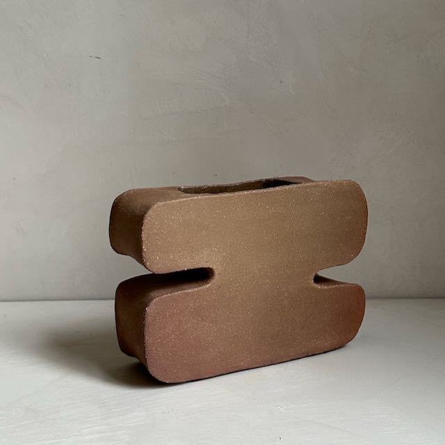 The Corner - Uluru vase - Ceramics