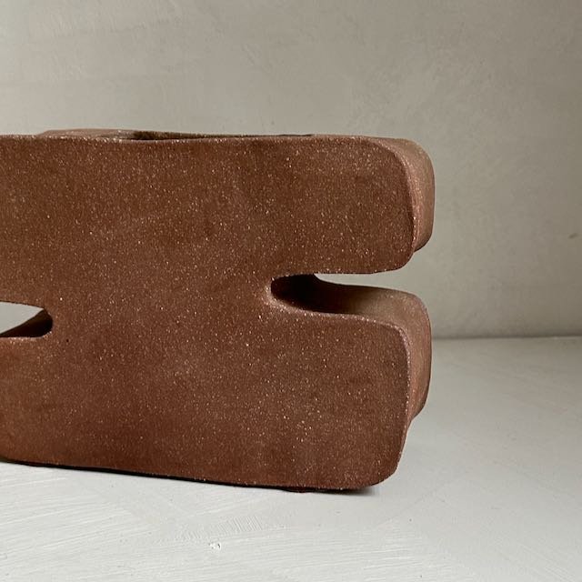 The Corner - Uluru vase - Ceramics