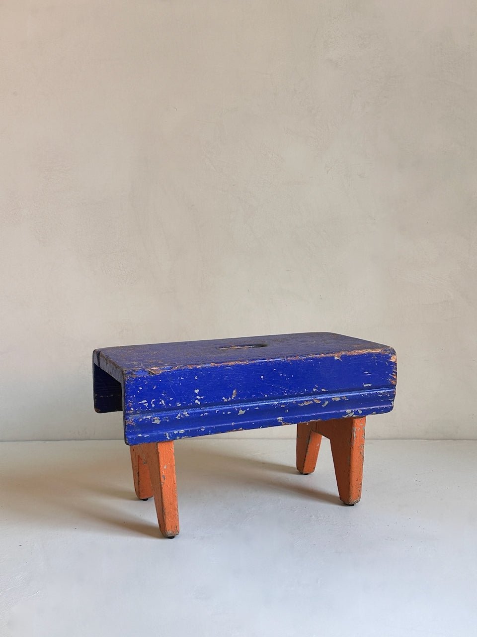 The Corner - Vintage Blue stool N° 63 - Benches & Stools