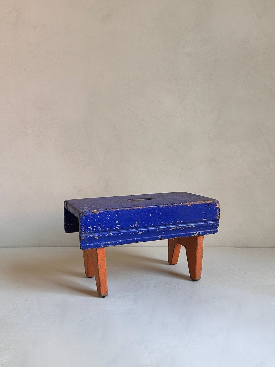 The Corner - Vintage Blue stool N° 63 - Benches & Stools