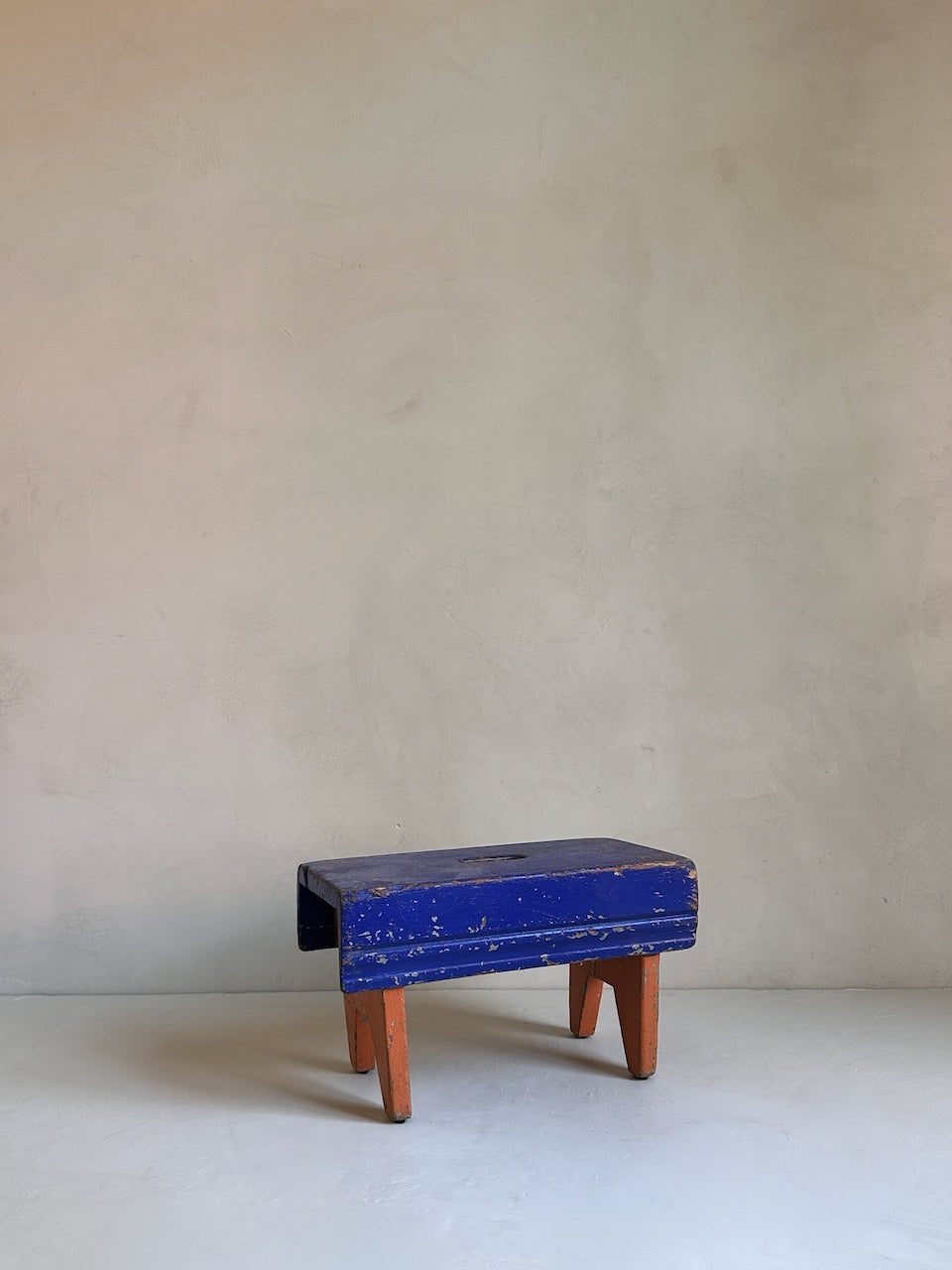 The Corner - Vintage Blue stool N° 63 - Benches & Stools