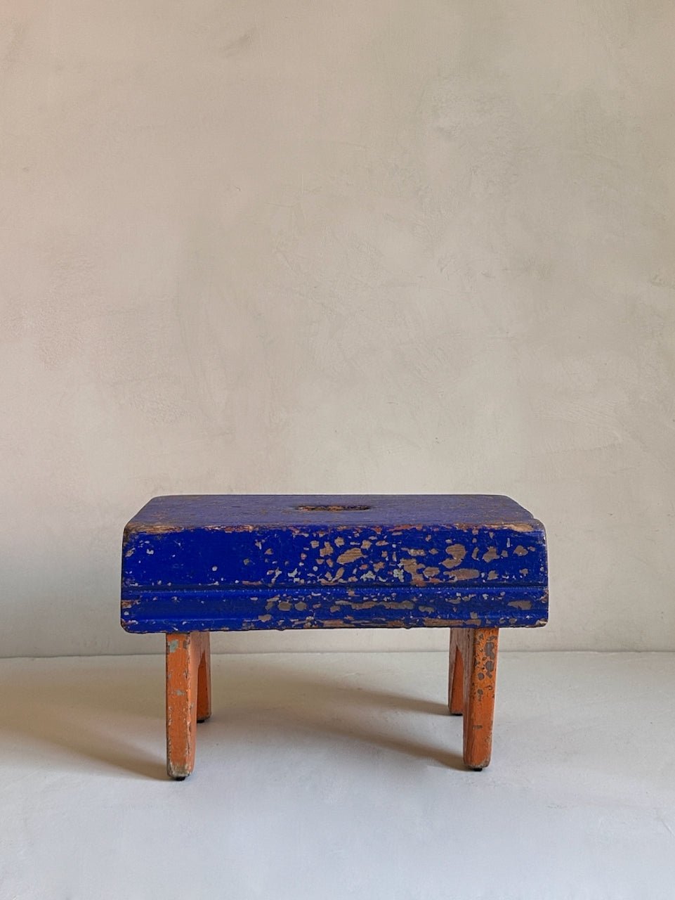 The Corner - Vintage Blue stool N° 63 - Benches & Stools