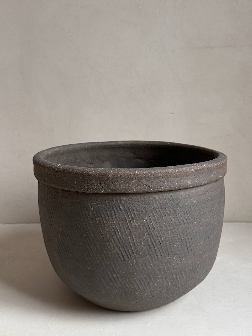 The Corner - Vintage Planter pot N° 1 - Pots & Vases