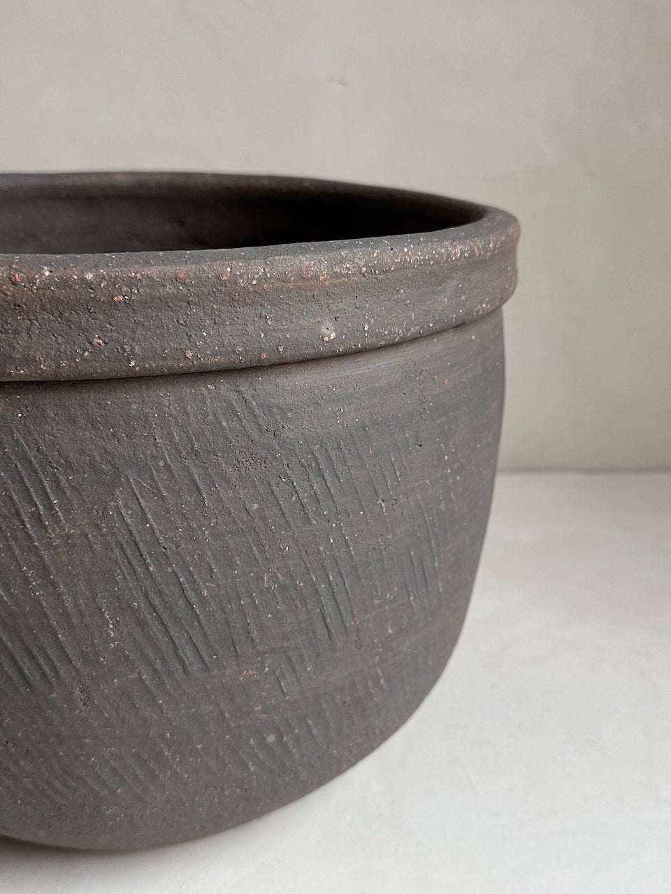 The Corner - Vintage Planter pot N° 1 - Pots & Vases