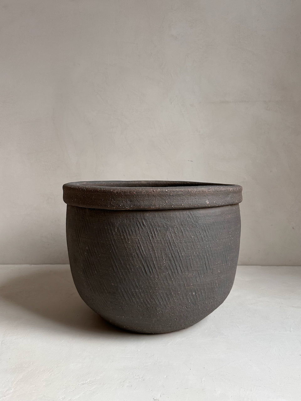 The Corner - Vintage Planter pot N° 1 - Pots & Vases