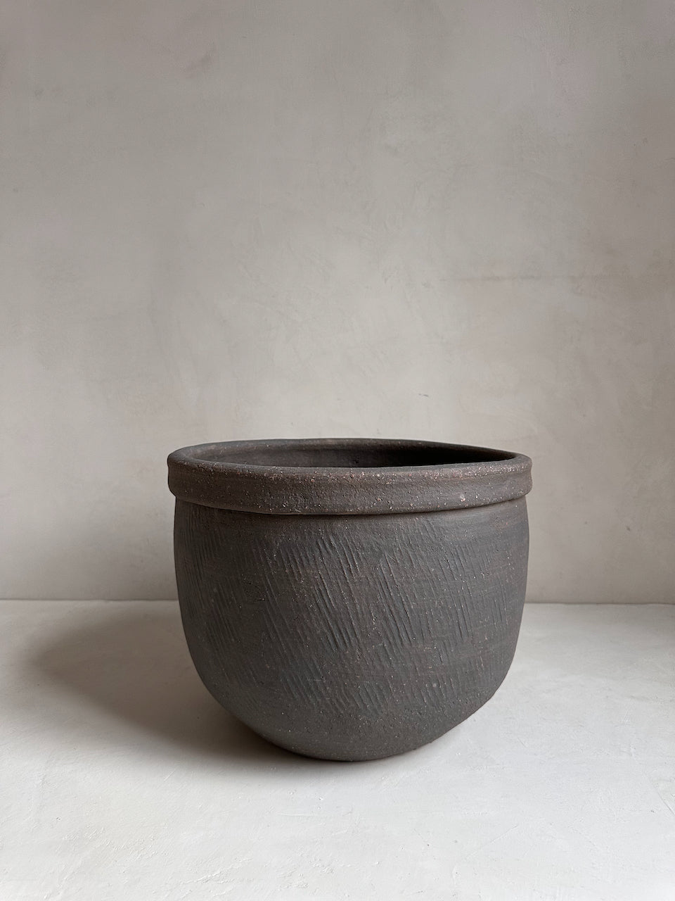 The Corner - Vintage Planter pot N° 1 - Pots & Vases