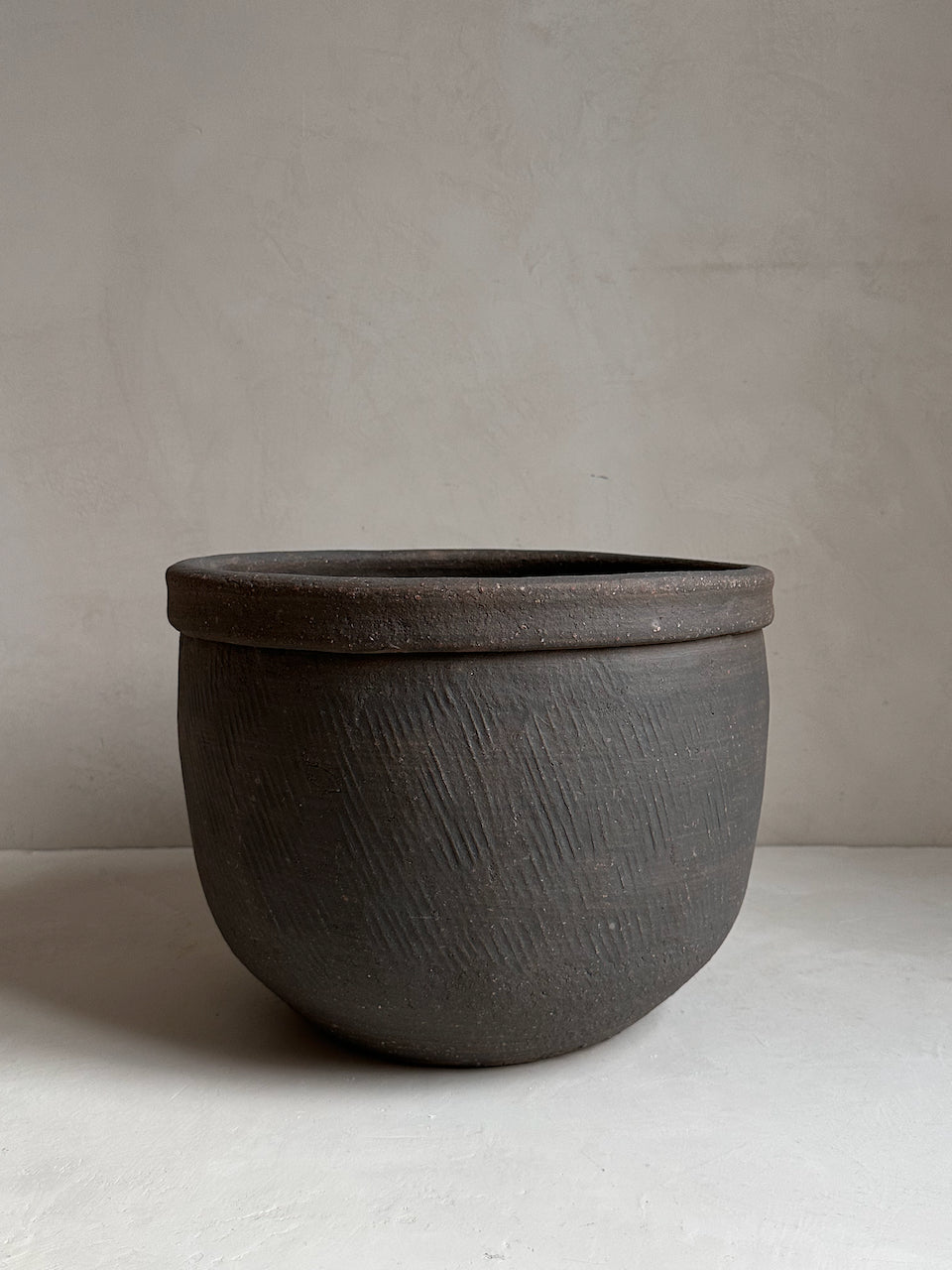 The Corner - Vintage Planter pot N° 1 - Pots & Vases