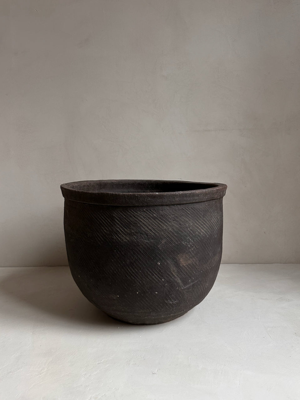 The Corner - Vintage Planter pot N° 2 - Pots & Vases