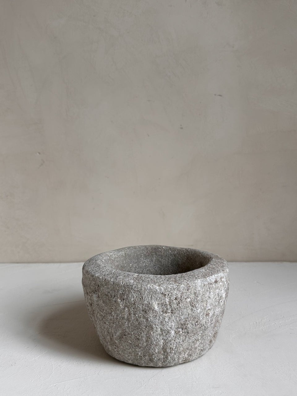 The Corner - Vintage stone mortar N° 15 - Table & Kitchenware
