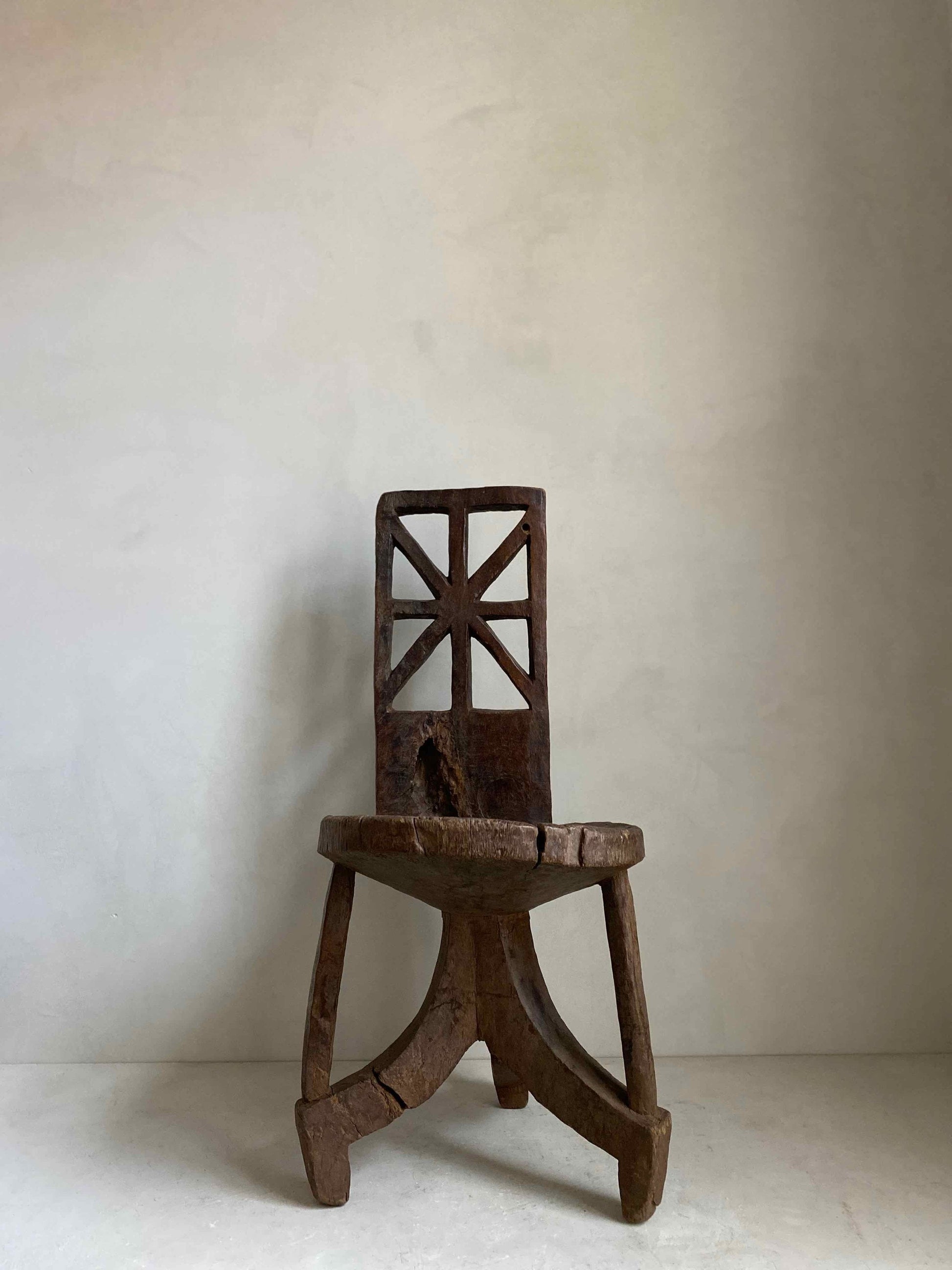 The Corner - Walaita Chair N°4 - African Chairs