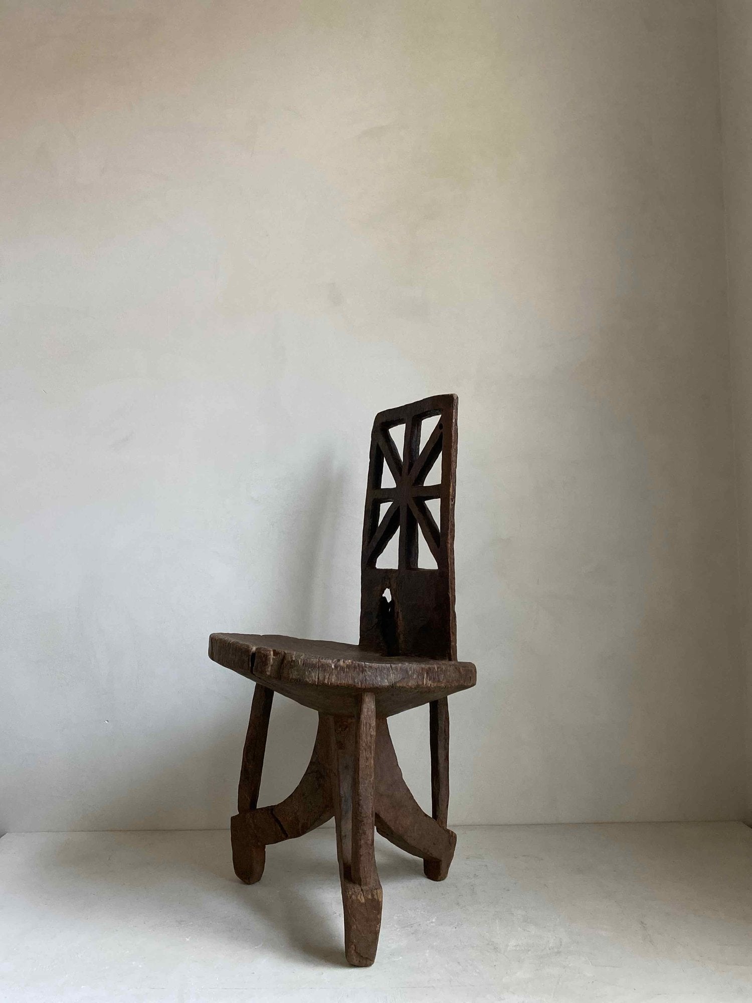 The Corner - Walaita Chair N°4 - African Chairs