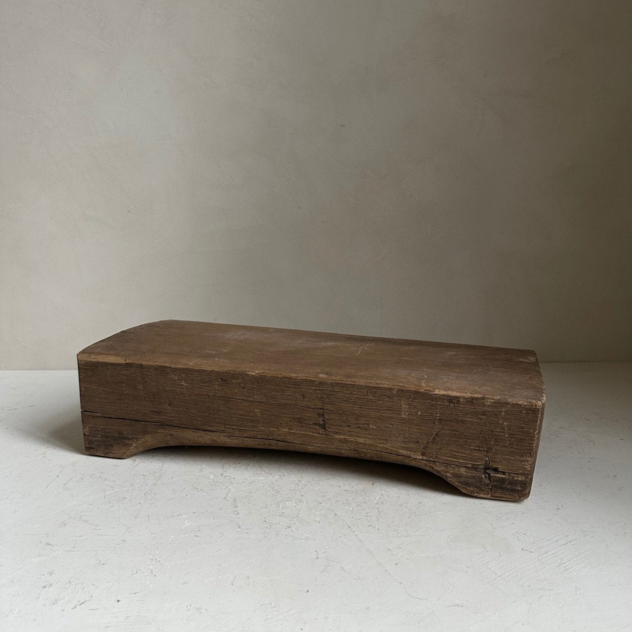 The Corner - Wooden block stool N° 11 - Benches & Stools