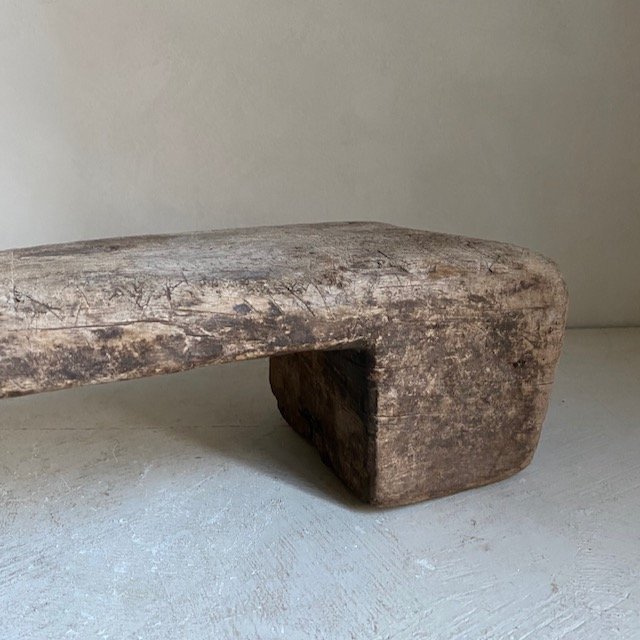 The Corner - Wooden block stool N°1 - Benches & Stools