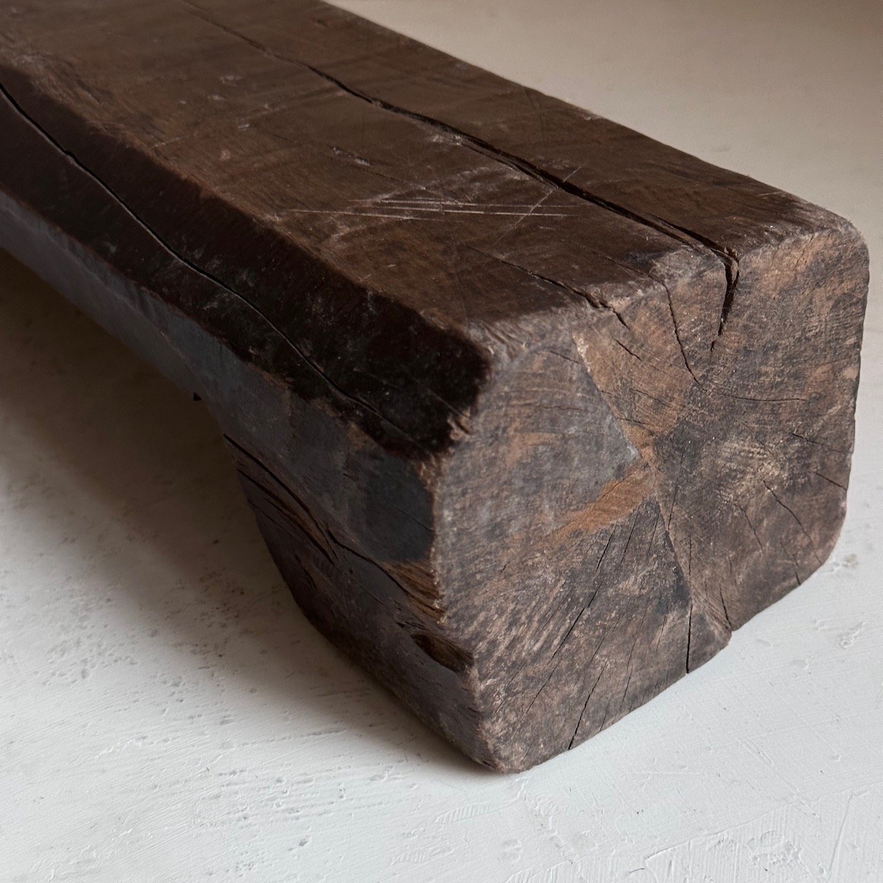 The Corner - Wooden block stool N°10 - Benches & Stools