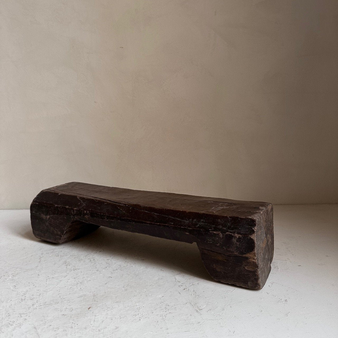 The Corner - Wooden block stool N°10 - Benches & Stools