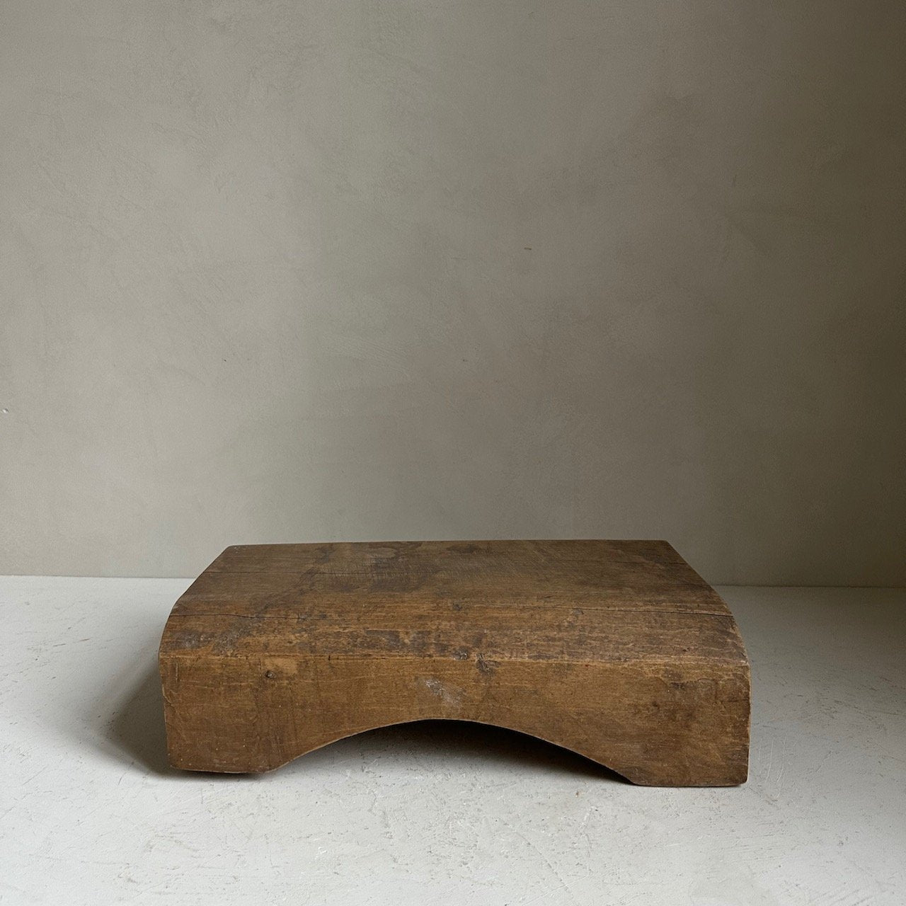 The Corner - Wooden block stool N°12 - 