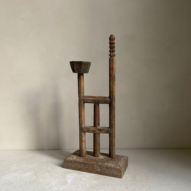 The Corner - Wooden candle stick No 8 - Decoration