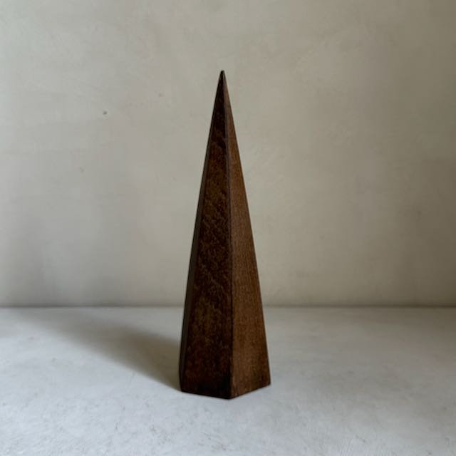 The Corner - Wooden pyramid N°2 - Decoration