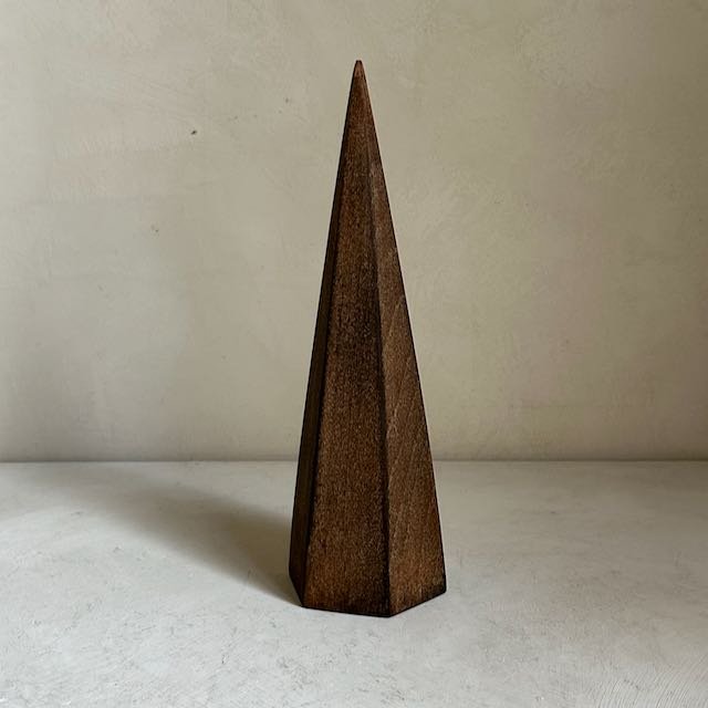 The Corner - Wooden pyramid N°3 - Decoration