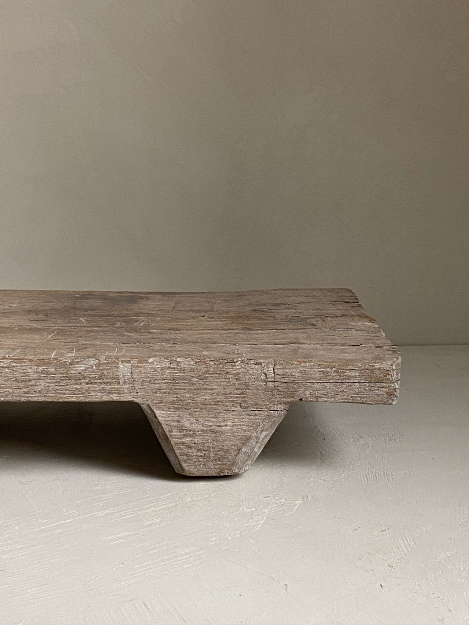 The Corner - Wooden tray with feet - Table & Kitchenware